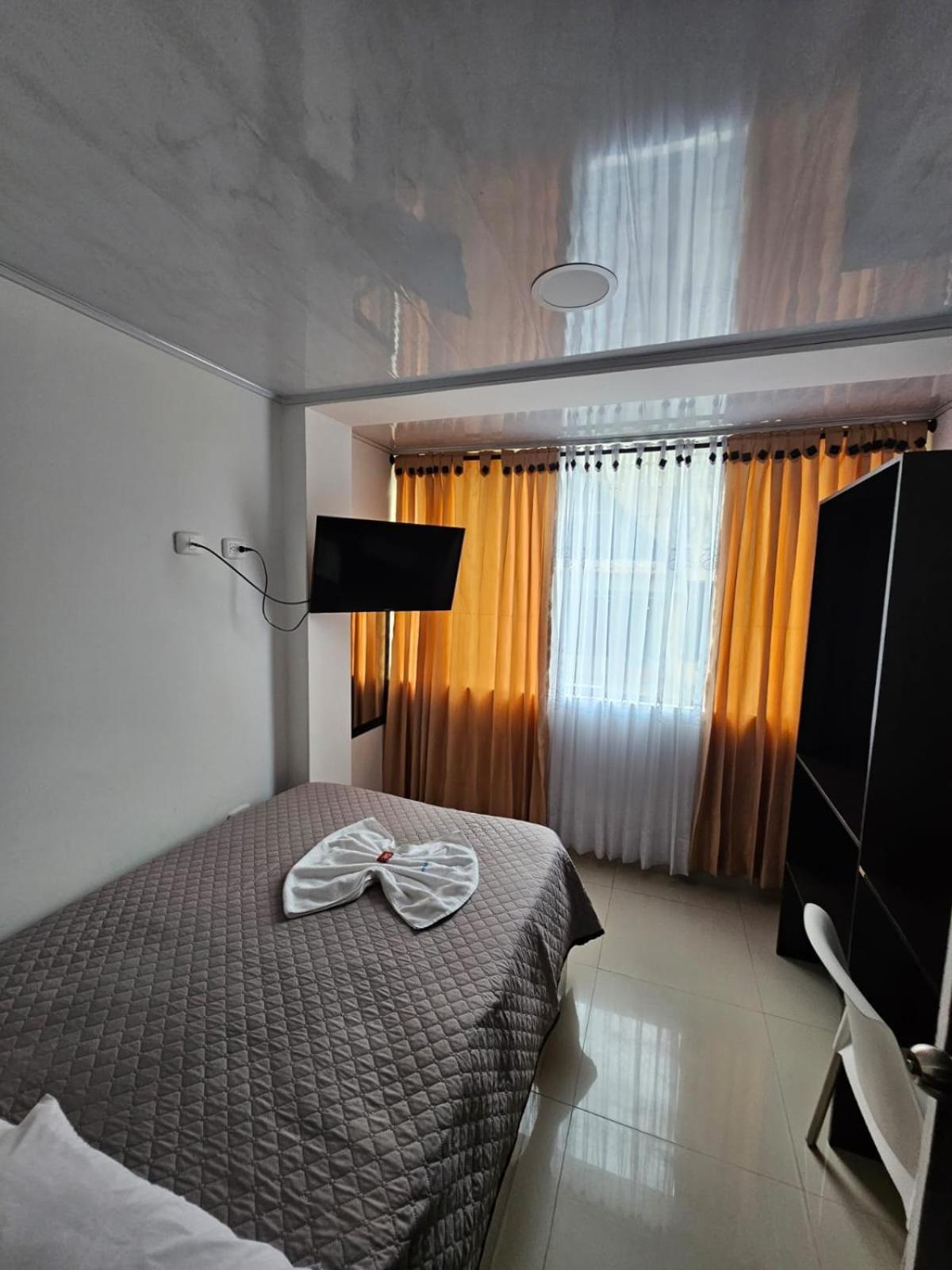 Hotel Big Ben Malaga Santander Exterior foto